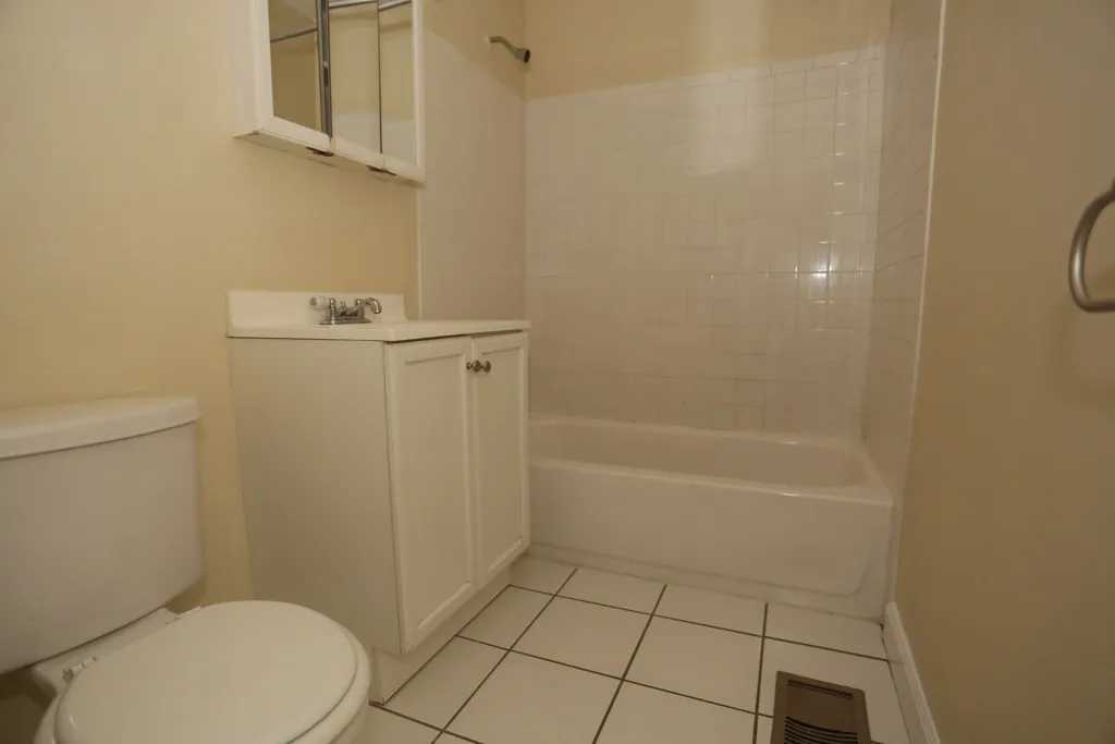 1425 N Dearborn St, , 60610, USA 60610-unit#1C-Chicago-IL