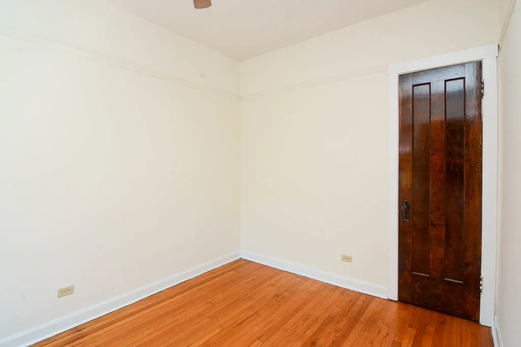 816 W Waveland Ave, ,  60613, USA 60613-unit#11-Chicago-IL