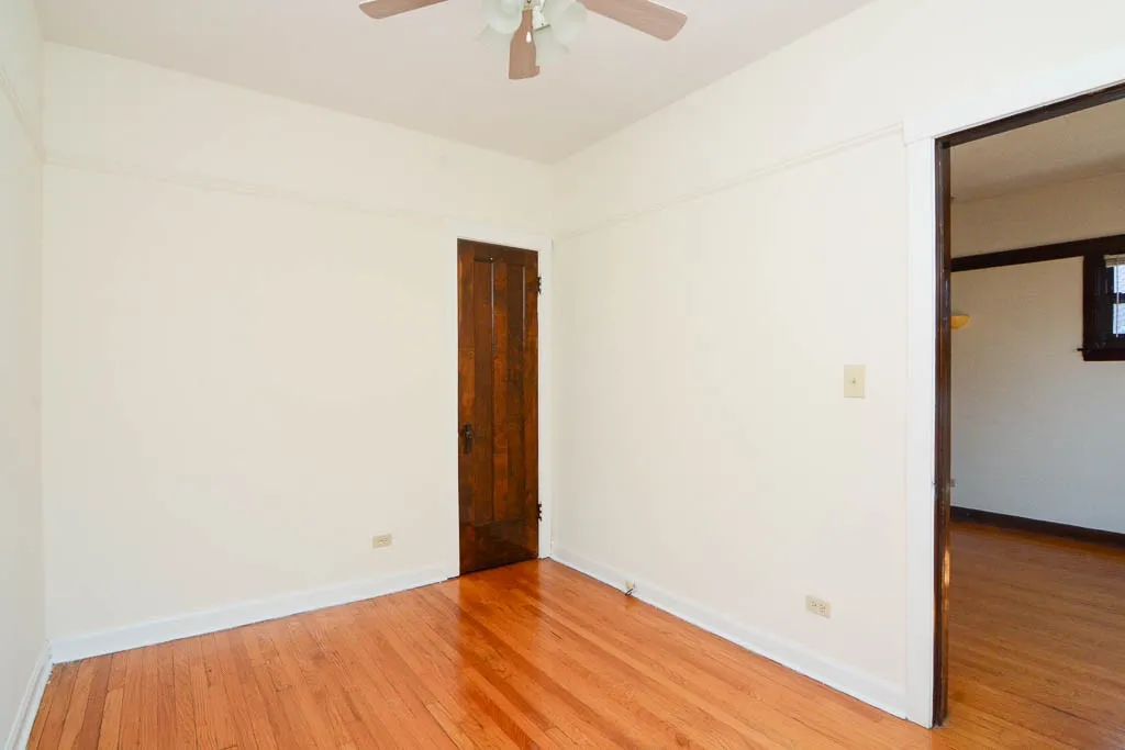 816 W Waveland Ave, ,  60613, USA 60613-unit#11-Chicago-IL