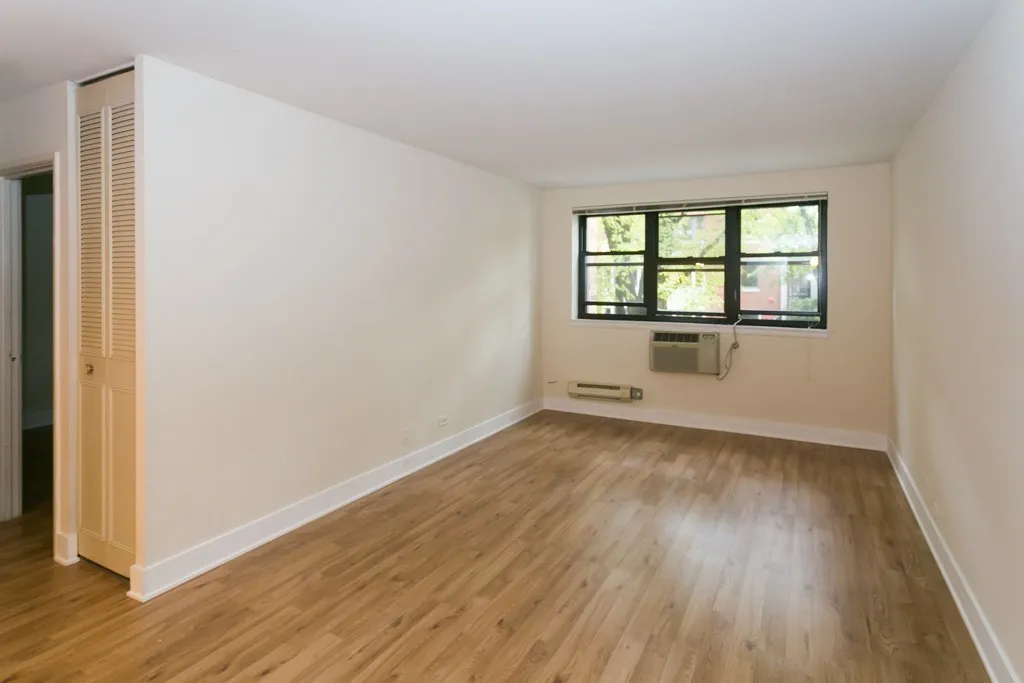 660 W Wrightwood Ave, ,  60614, USA 60614-unit#204-Chicago-IL
