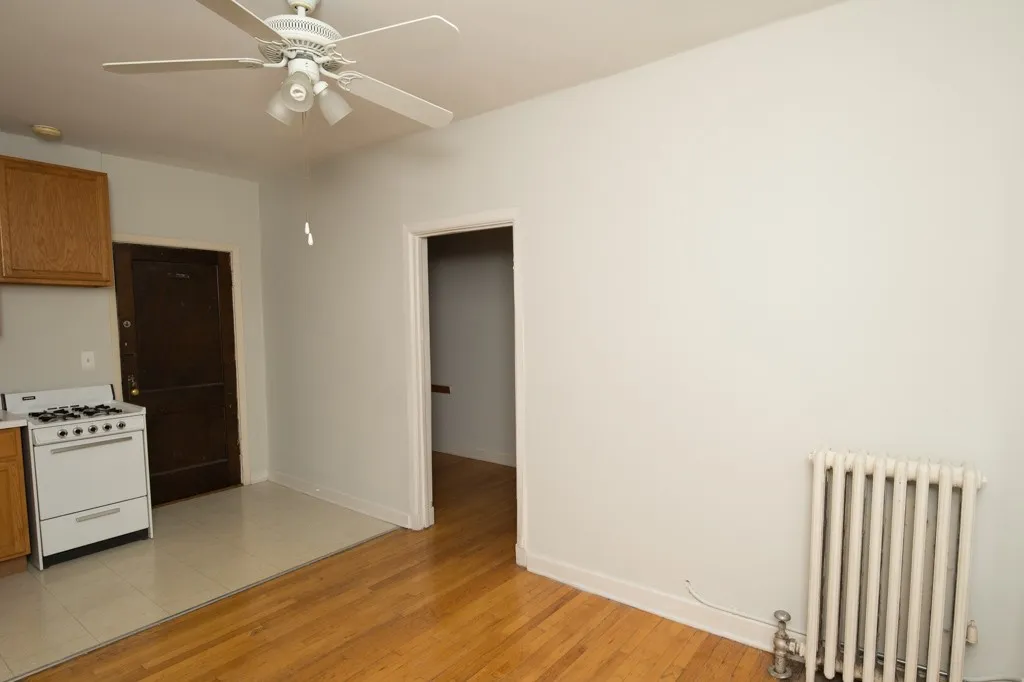 1050 W George St, , 60657, USA 60657-unit#305-Chicago-IL