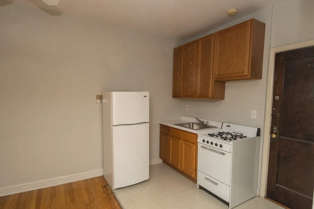 1050 W George St, , 60657, USA 60657-unit#305-Chicago-IL