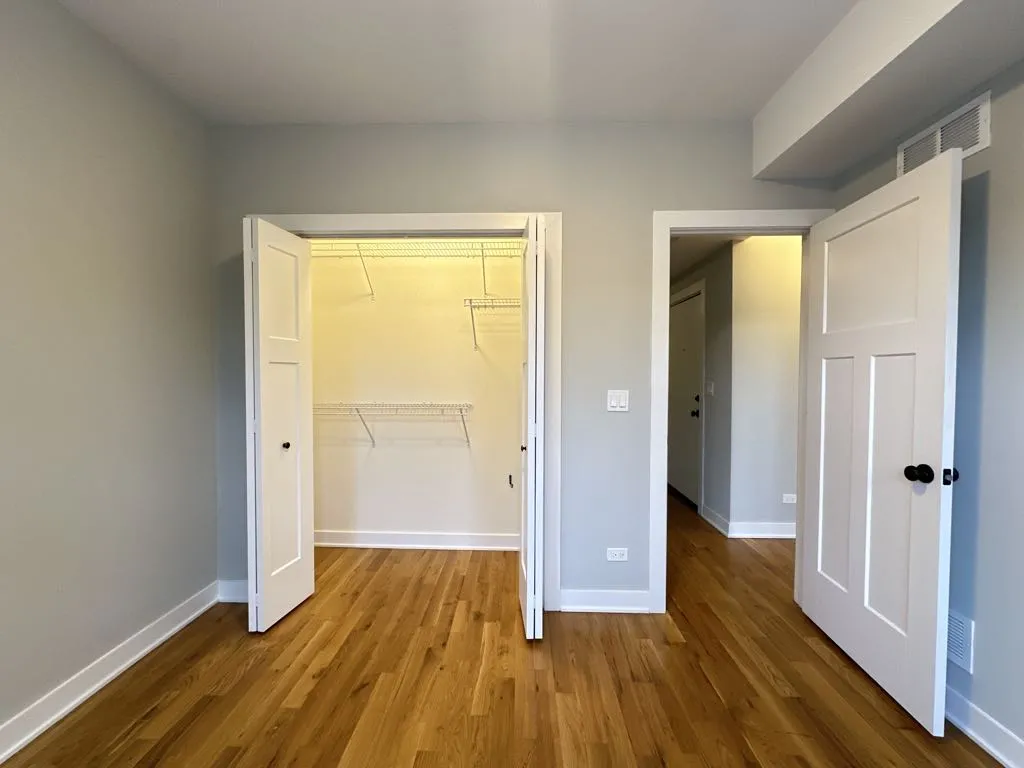 2201 W Eastwood Ave, ,  60625, USA 60625-unit#2E-Chicago-IL