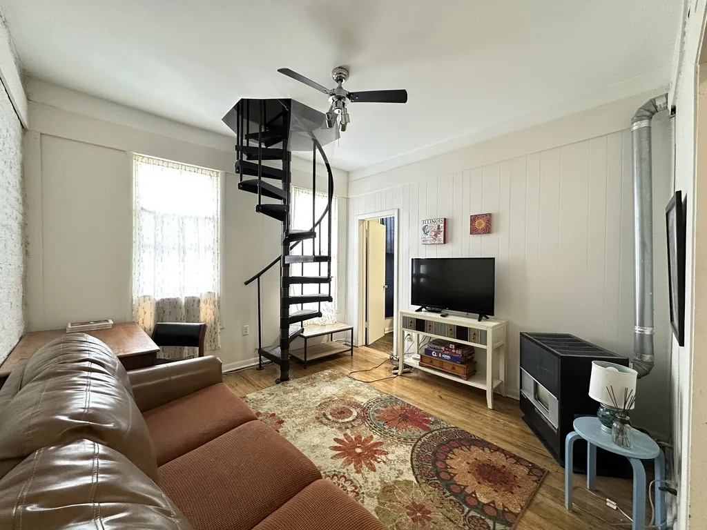 2141 W Webster Ave, , 60647, USA 60647-unit#2R-Chicago-IL