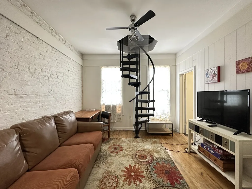 2141 W Webster Ave, , 60647, USA 60647-unit#2R-Chicago-IL