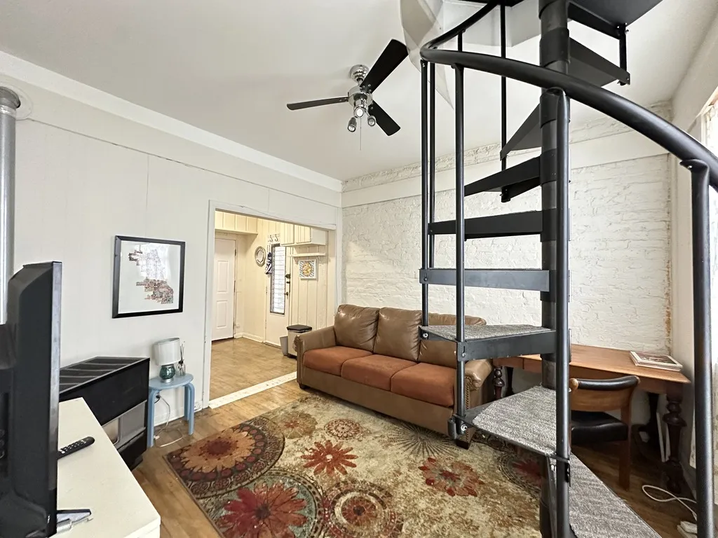 2141 W Webster Ave, , 60647, USA 60647-unit#2R-Chicago-IL