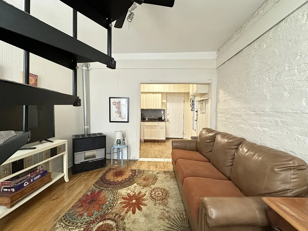 2141 W Webster Ave, , 60647, USA 60647-unit#2R-Chicago-IL