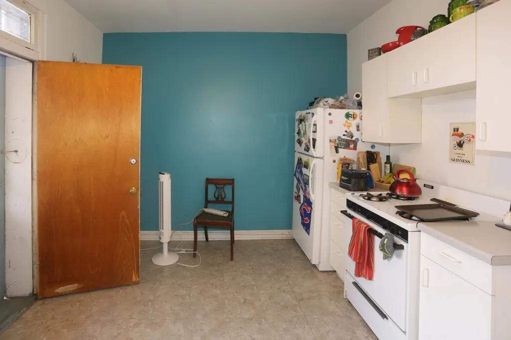 821 W Newport Ave, , 60657, USA 60657-unit#3F-Chicago-IL