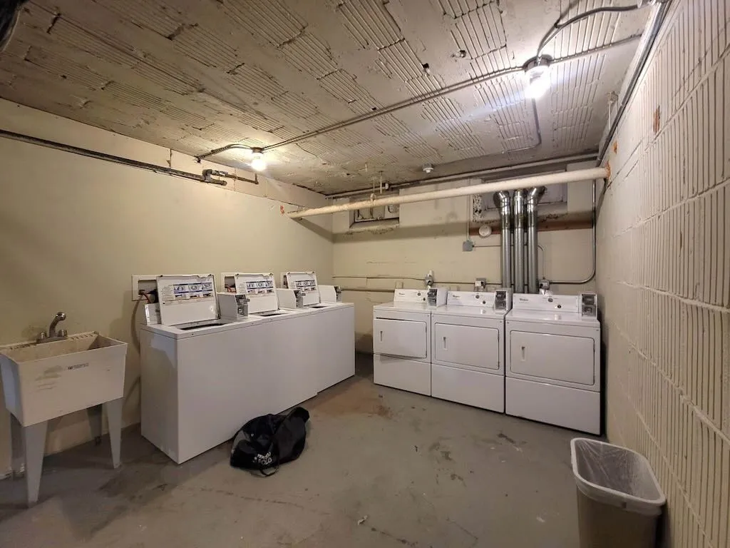 511 W Belmont Ave, ,  60657, USA 60657-unit#33-Chicago-IL