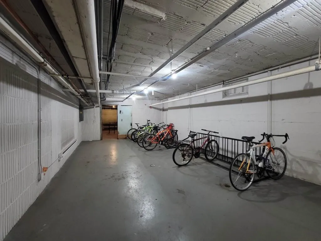 511 W Belmont Ave, ,  60657, USA 60657-unit#33-Chicago-IL