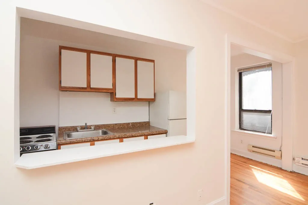 3345 N Marshfield Ave, ,  60657, USA 60657-unit#409-Chicago-IL