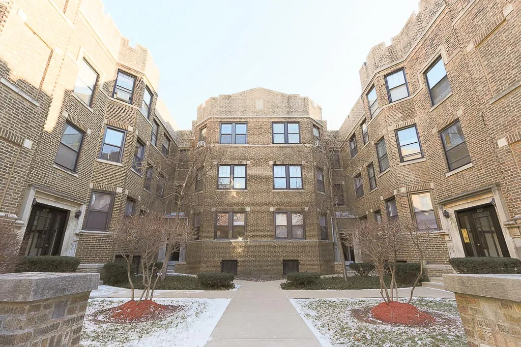637 W Cornelia Ave, , 60657, USA 60657-unit#3W-Chicago-IL