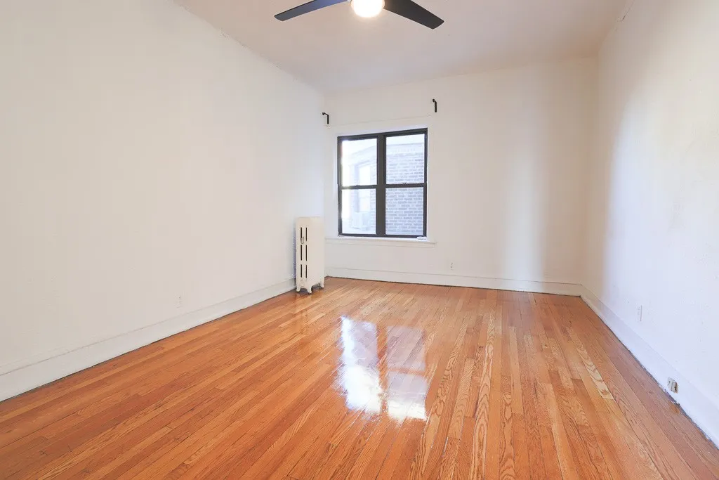 637 W Cornelia Ave, ,  60657, USA 60657-unit#3W-Chicago-IL