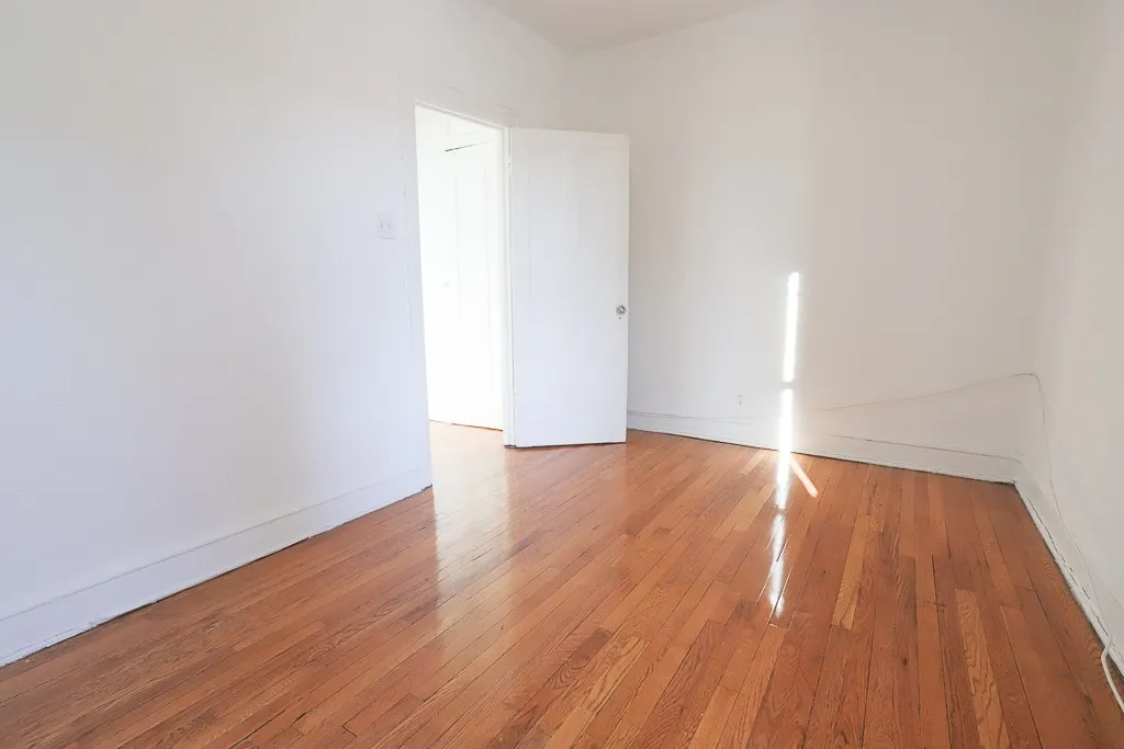637 W Cornelia Ave, ,  60657, USA 60657-unit#3W-Chicago-IL