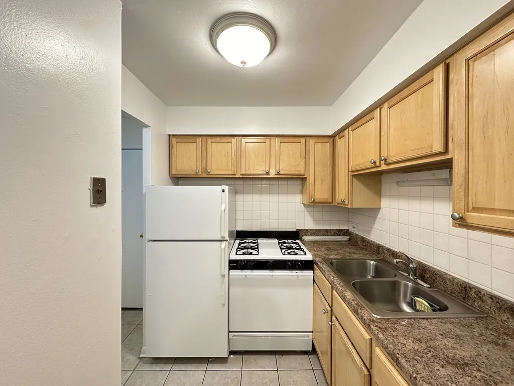 540 W Roscoe St, ,  60657, USA 60657-unit#276-Chicago-IL