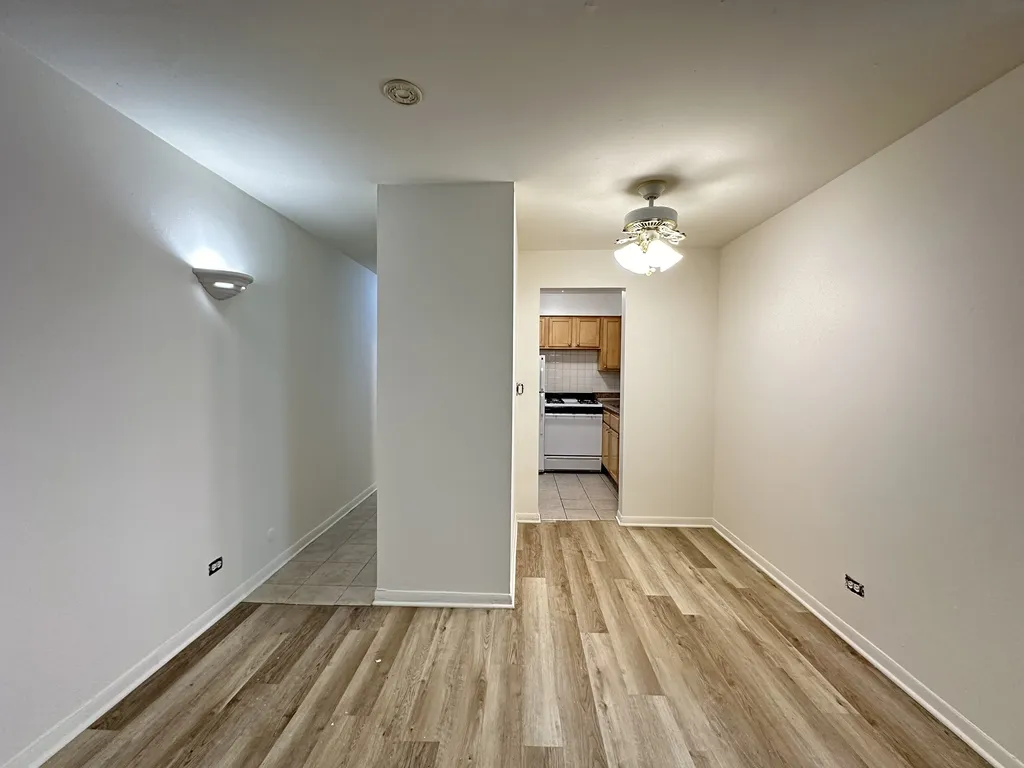 540 W Roscoe St, ,  60657, USA 60657-unit#276-Chicago-IL