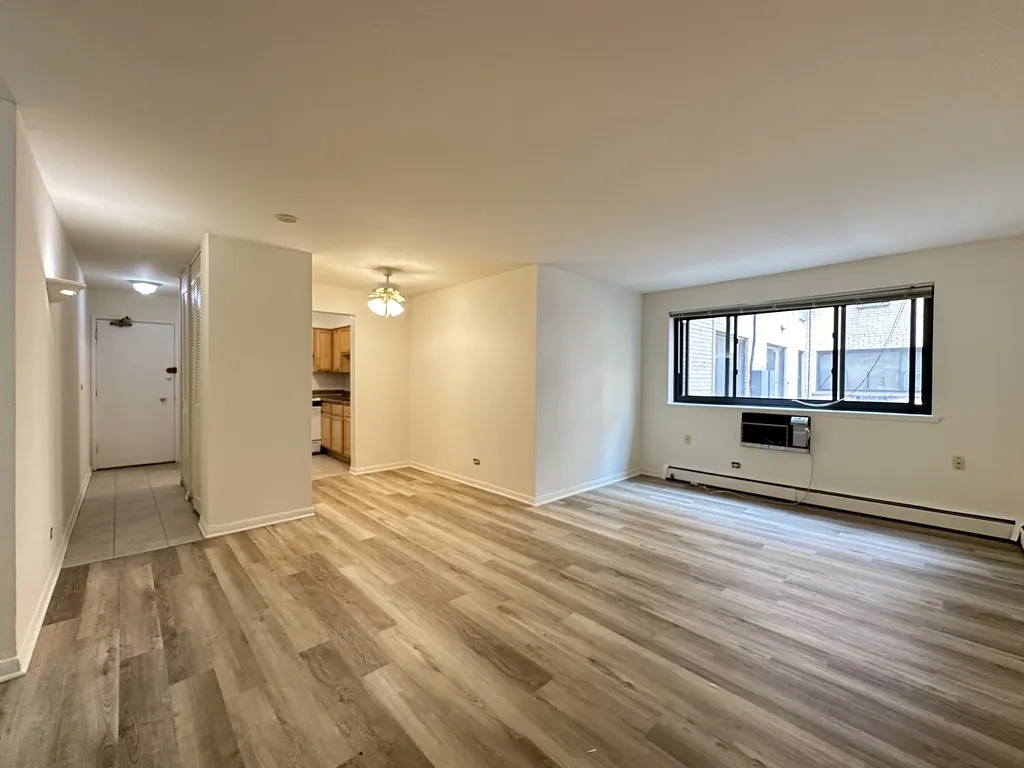 540 W Roscoe St, ,  60657, USA 60657-unit#276-Chicago-IL