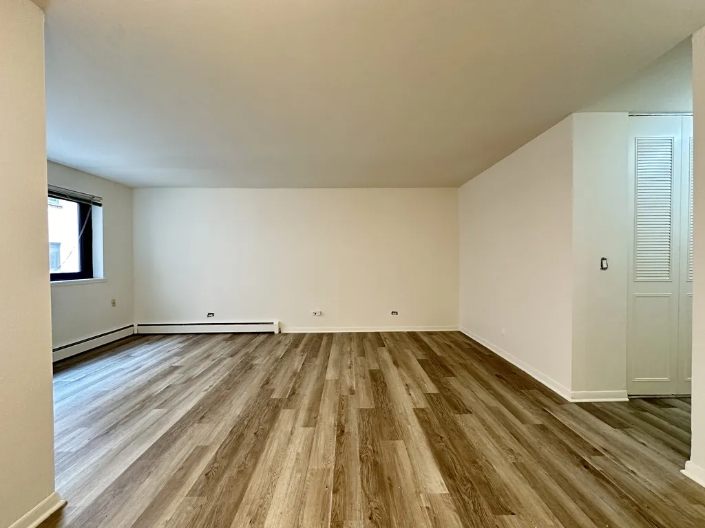 540 W Roscoe St, ,  60657, USA 60657-unit#276-Chicago-IL