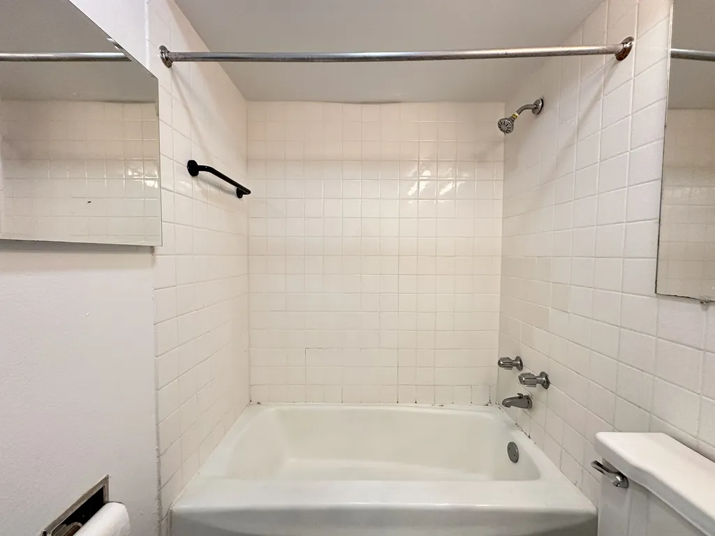 540 W Roscoe St, ,  60657, USA 60657-unit#276-Chicago-IL