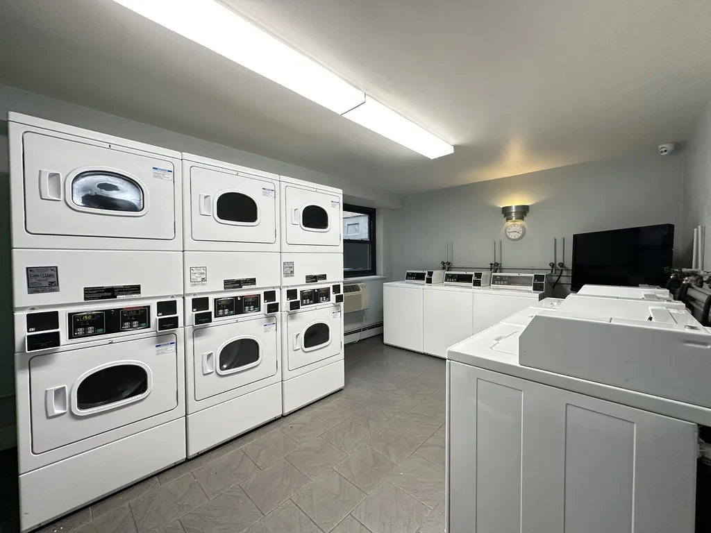 540 W Roscoe St, ,  60657, USA 60657-unit#276-Chicago-IL