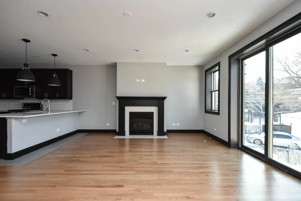 3923 N Ashland Ave, ,  60613, USA 60707-unit#B-Chicago-IL