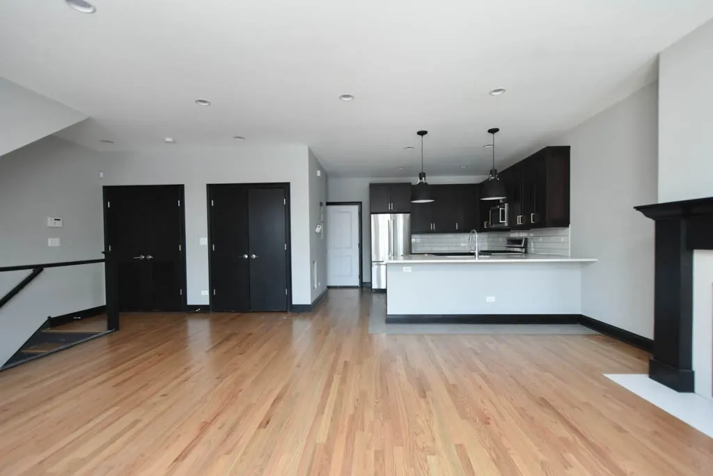 3923 N Ashland Ave, ,  60613, USA 60707-unit#B-Chicago-IL