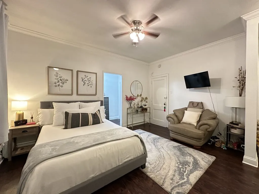 3345 N Marshfield Ave, ,  60657, USA 60657-unit#107-Chicago-IL