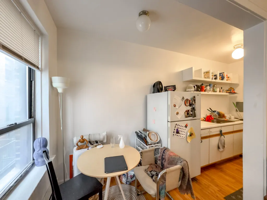 3345 N Marshfield Ave, ,  60657, USA 60657-unit#306-Chicago-IL