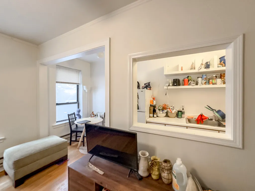 3345 N Marshfield Ave, ,  60657, USA 60657-unit#306-Chicago-IL