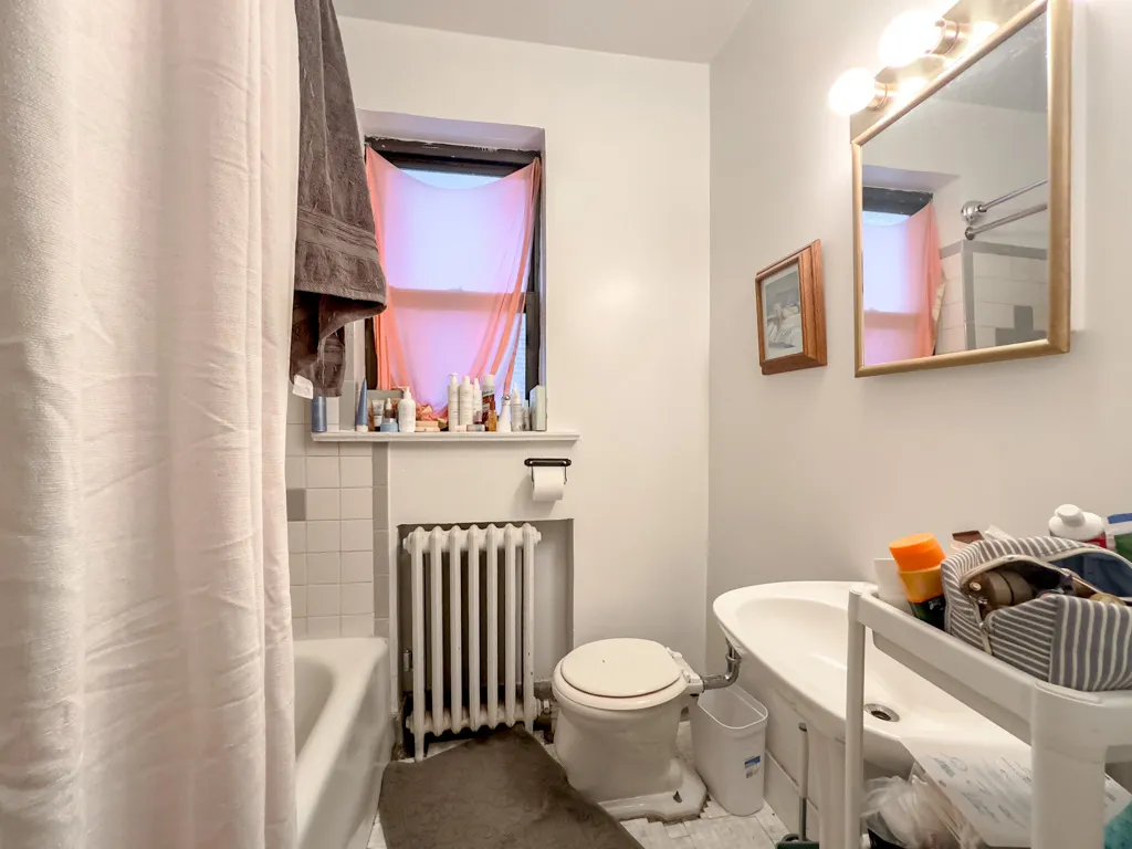 3345 N Marshfield Ave, ,  60657, USA 60657-unit#306-Chicago-IL