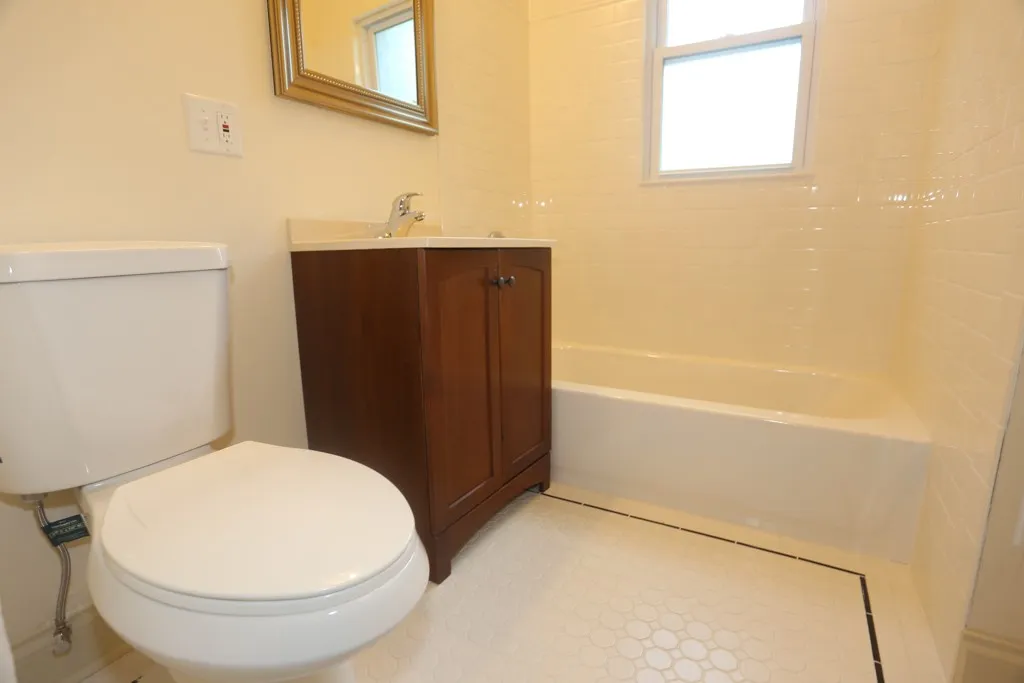 4716 N Racine Ave, , 60640, USA 60640-unit#3E-Chicago-IL