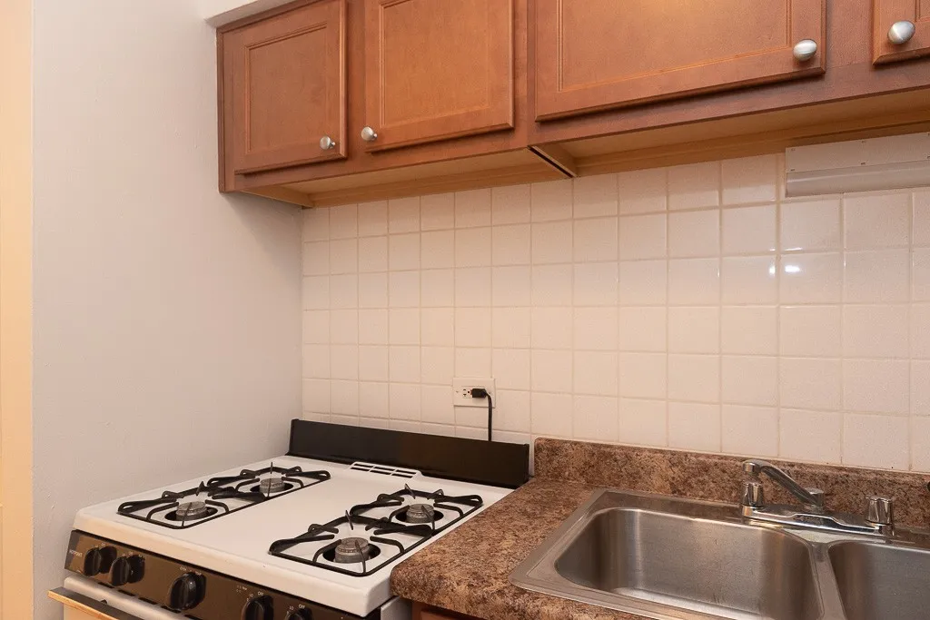 540 W Roscoe St, , 60657, USA 60657-unit#574-Chicago-IL