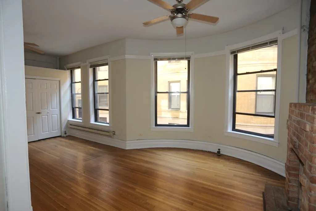 1220 N Dearborn St, ,  60610, USA 60610-unit#1B-Chicago-IL