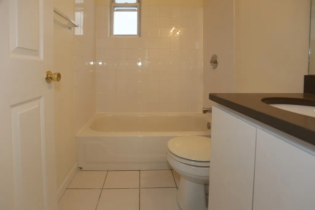 2438 N Ashland Ave, , 60614, USA 60614-unit#2F-Chicago-IL