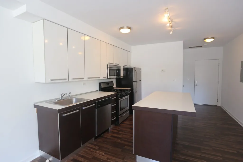 1544 W Glenlake Ave, ,  60660, USA 60660-unit#2H-Chicago-IL