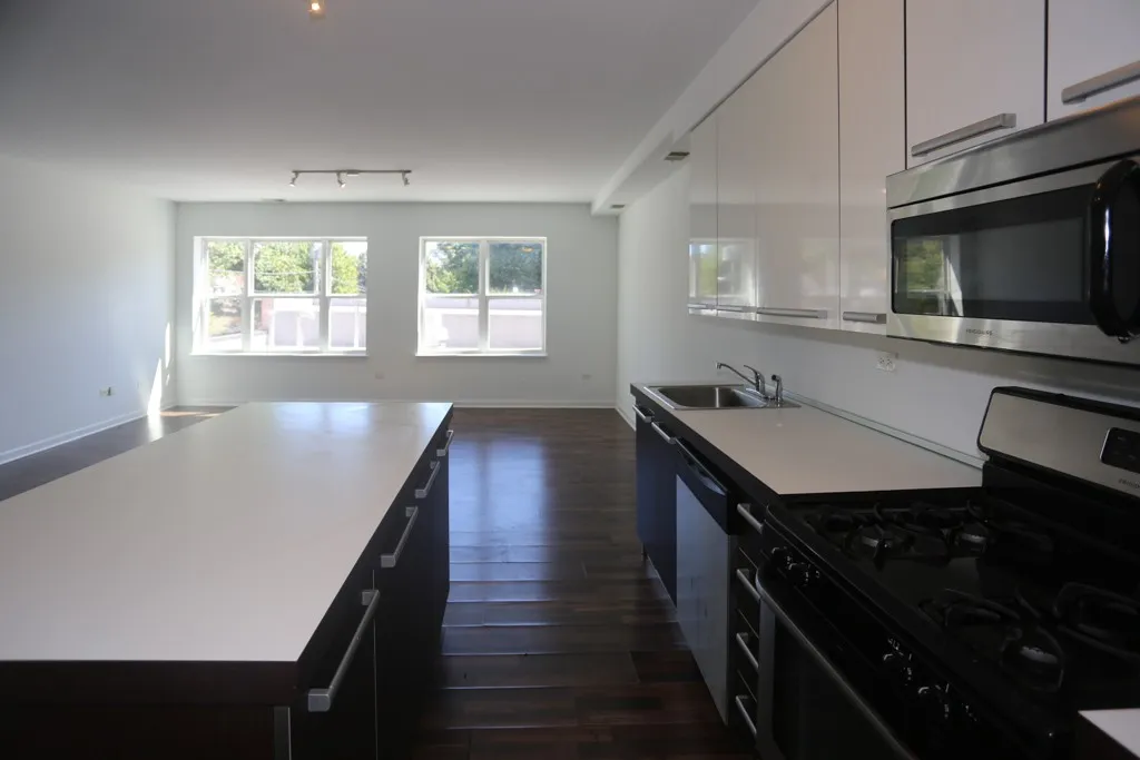 1544 W Glenlake Ave, ,  60660, USA 60660-unit#2H-Chicago-IL