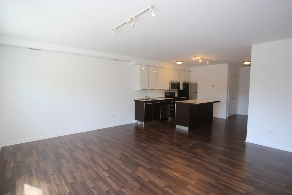 1544 W Glenlake Ave, ,  60660, USA 60660-unit#2H-Chicago-IL
