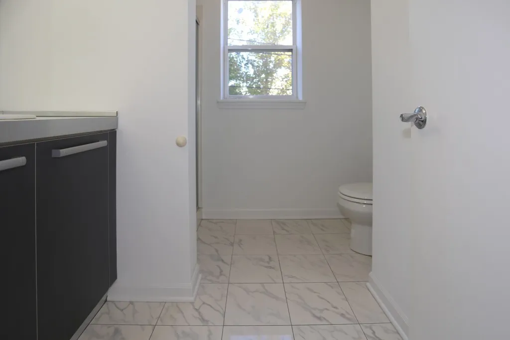 1544 W Glenlake Ave, ,  60660, USA 60660-unit#2H-Chicago-IL