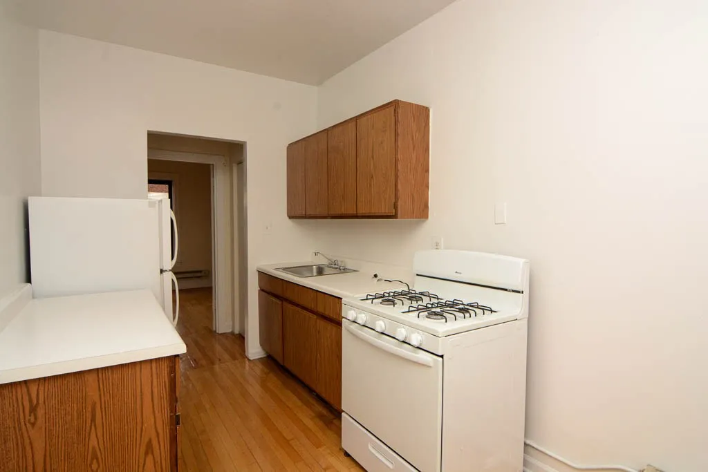 817 W Waveland Ave, ,  60613, USA 60613-unit#3N-Chicago-IL