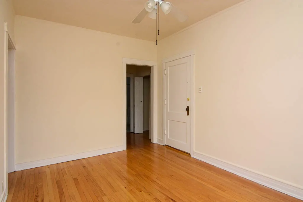 817 W Waveland Ave, ,  60613, USA 60613-unit#3N-Chicago-IL