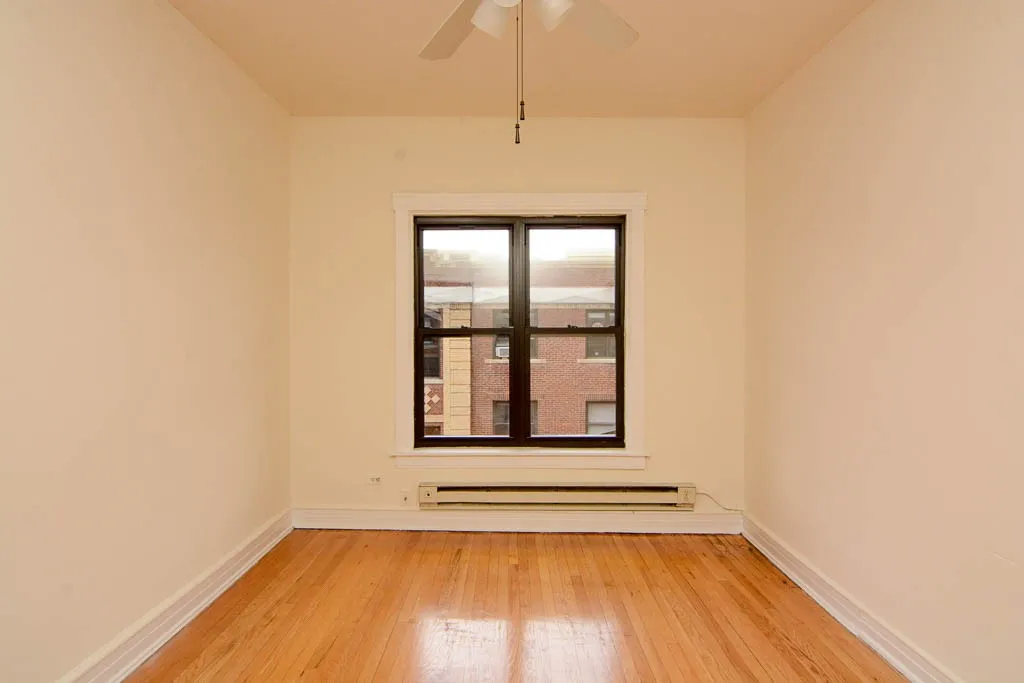 817 W Waveland Ave, ,  60613, USA 60613-unit#3N-Chicago-IL