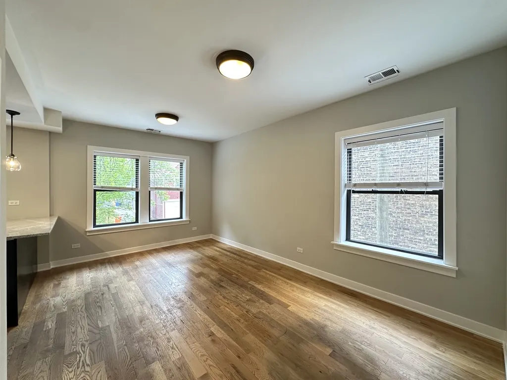 2205 W Eastwood Ave, ,  60625, USA 60625-unit#1E-Chicago-IL