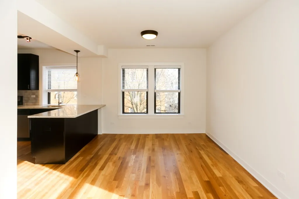 2205 W Eastwood Ave, ,  60625, USA 60625-unit#3E-Chicago-IL