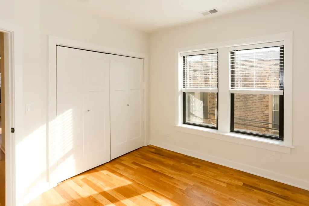 2205 W Eastwood Ave, ,  60625, USA 60625-unit#3E-Chicago-IL