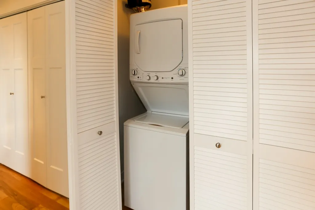 2205 W Eastwood Ave, ,  60625, USA 60625-unit#3E-Chicago-IL