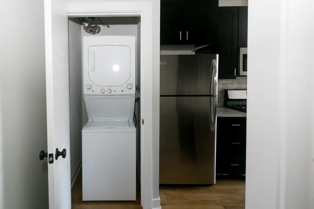 2207 W Eastwood Ave, ,  60625, USA 60625-unit#2S-Chicago-IL