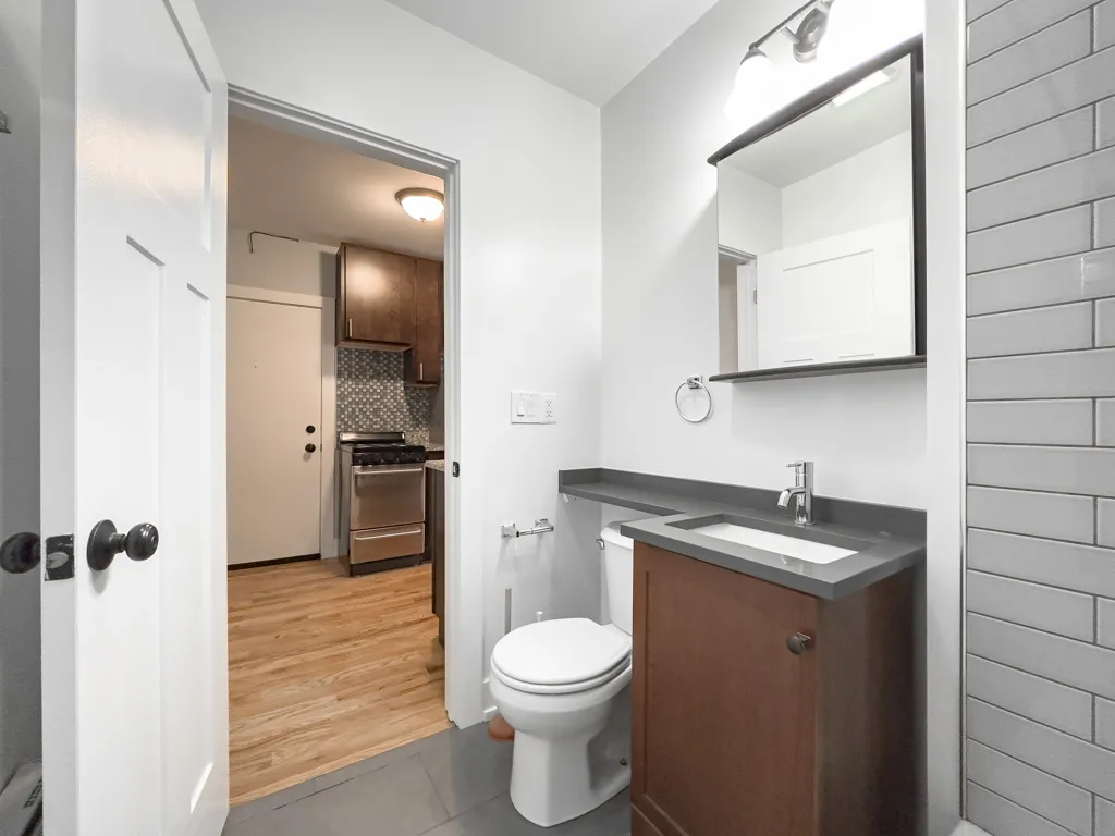 821 W Cornelia Ave, ,  60657, USA 60657-unit#315-Chicago-IL