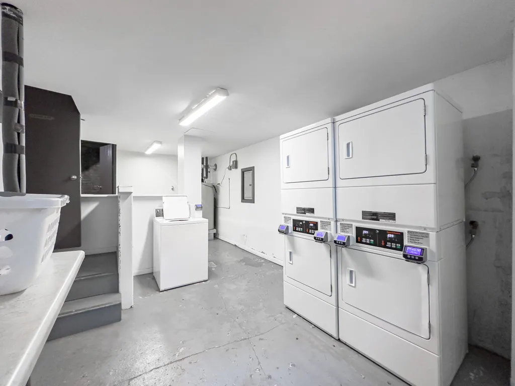 821 W Cornelia Ave, ,  60657, USA 60657-unit#315-Chicago-IL