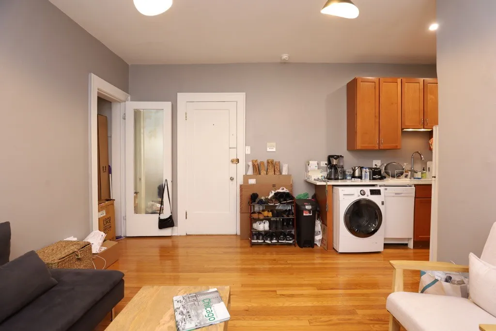 439 W Melrose St, , 60657, USA 60657-unit#3B-Chicago-IL