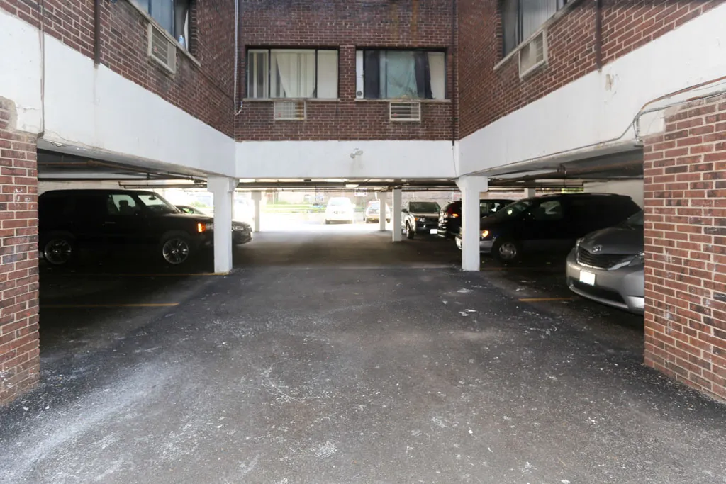 1040 W Hollywood Ave, ,  60660, USA 60660-unit#323-Chicago-IL